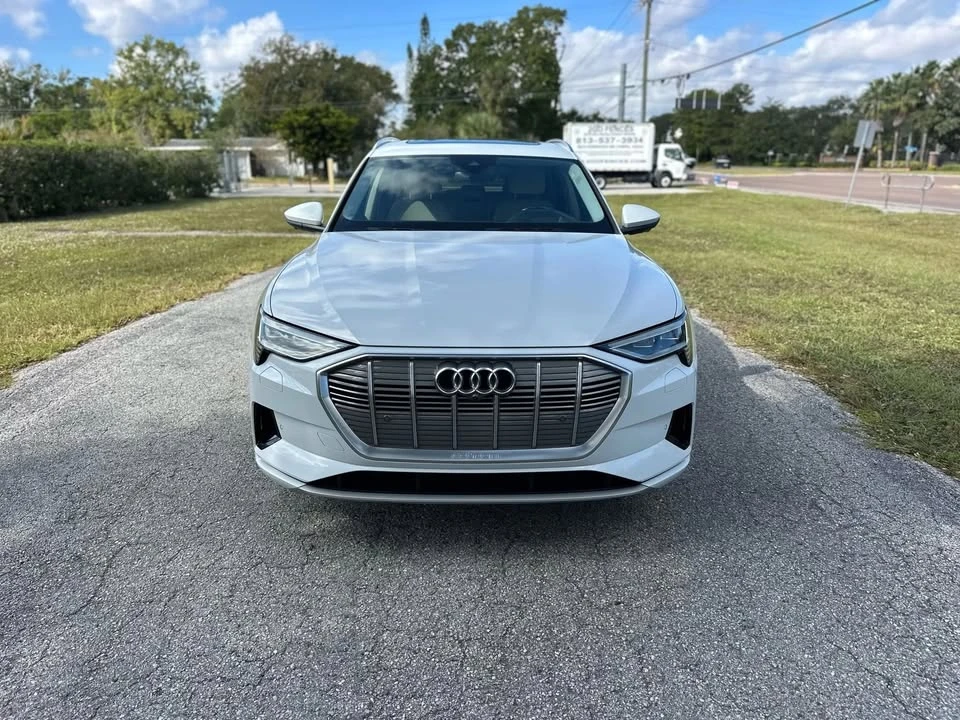 2019 Audi e-tron - Image 3 of 19