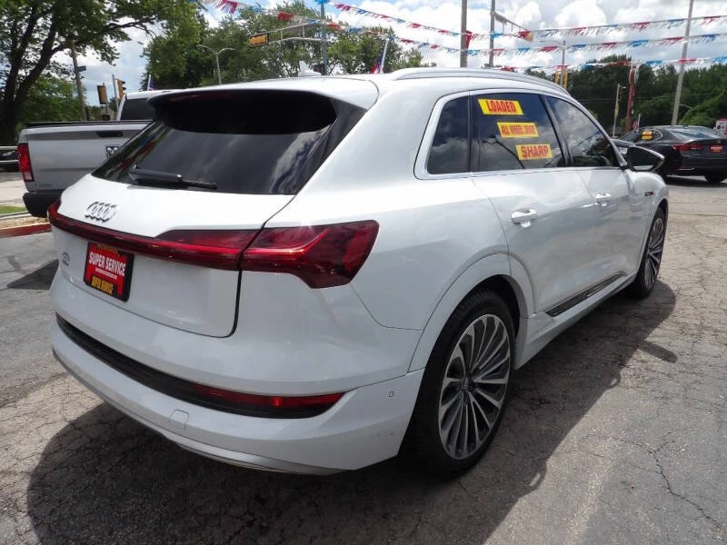 2019 Audi e-tron - Image 4 of 12