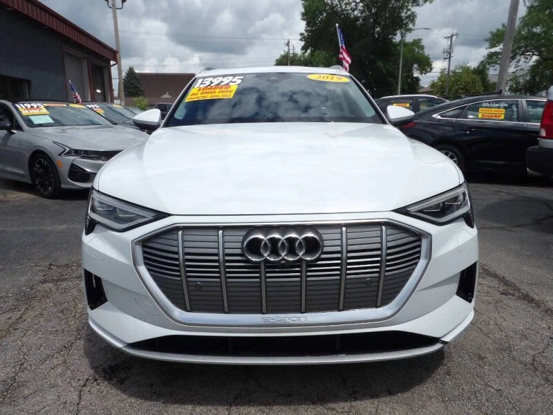 2019 Audi e-tron - Image 7 of 12