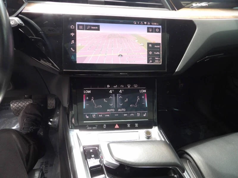 2019 Audi e-tron - Image 5 of 12