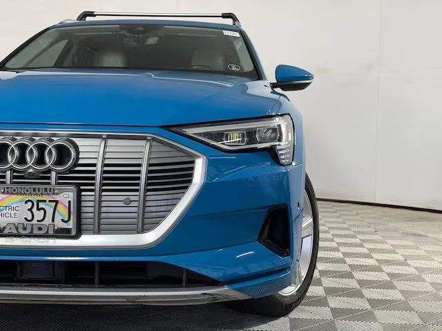 2019 Audi e-tron - Image 2 of 13
