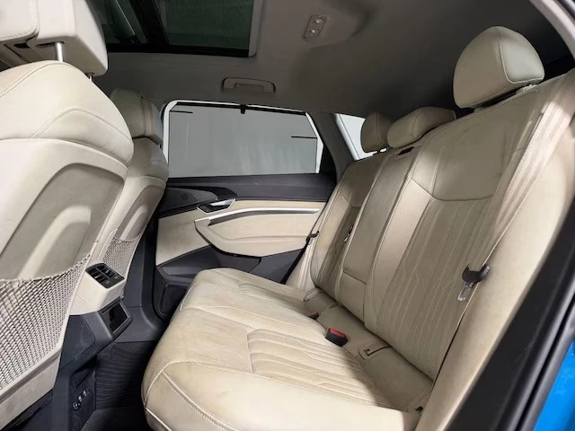 2019 Audi e-tron - Image 10 of 13