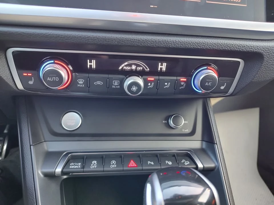 2019 Audi F3 Q3 - Image 12 of 17