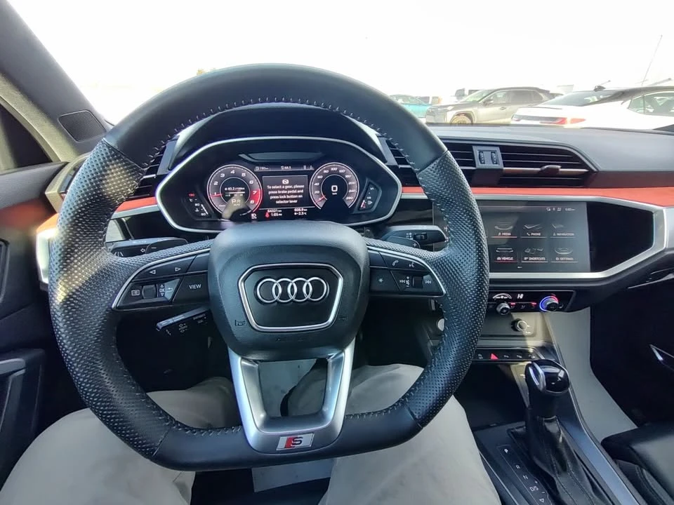 2019 Audi F3 Q3 - Image 10 of 17