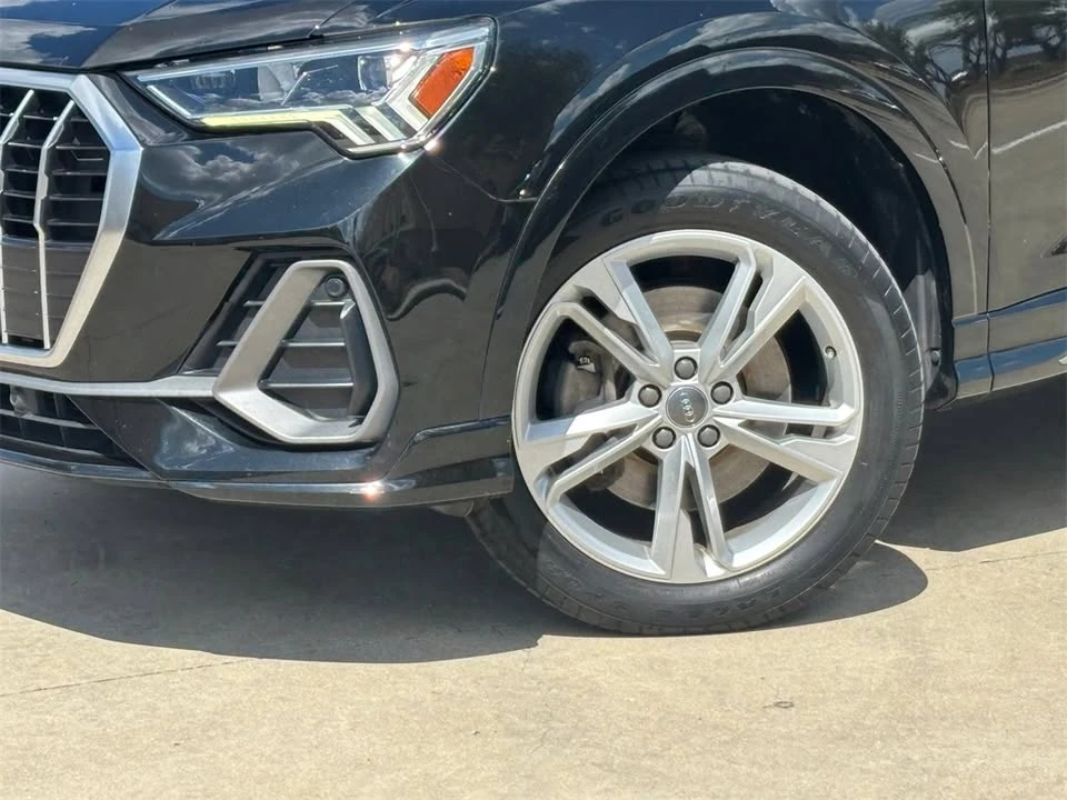 2019 Audi F3 Q3 - Image 4 of 20