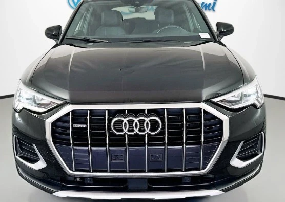 2019 Audi F3 Q3 - Image 2 of 15