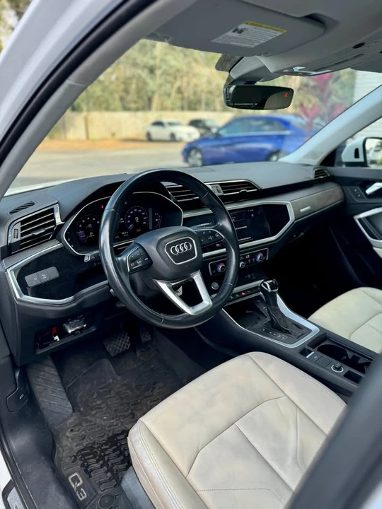2019 Audi F3 Q3 - Image 9 of 16