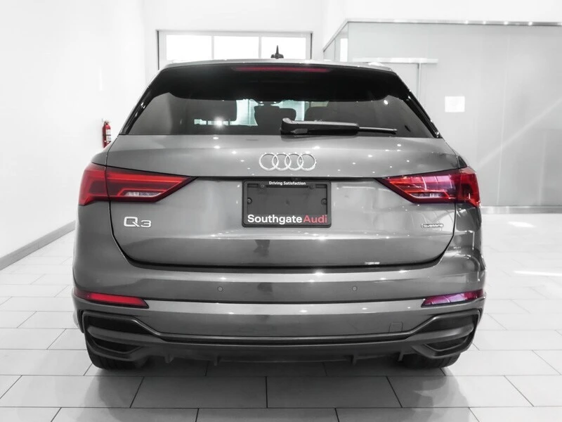 2019 Audi F3 Q3 - Image 3 of 9