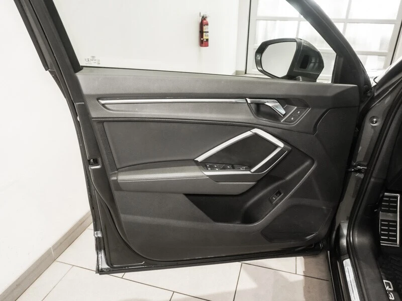 2019 Audi F3 Q3 - Image 9 of 10