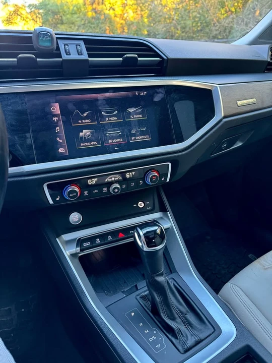 2019 Audi F3 Q3 - Image 15 of 17