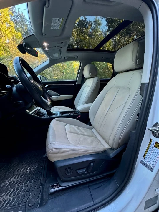 2019 Audi F3 Q3 - Image 11 of 17