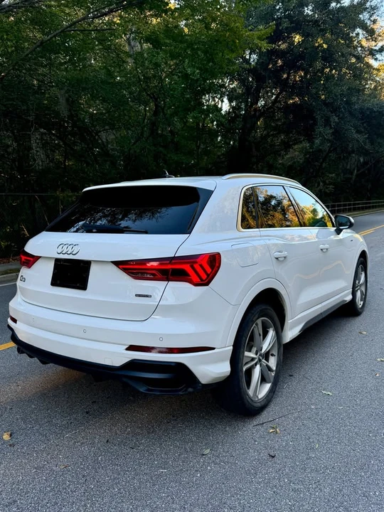 2019 Audi F3 Q3 - Image 5 of 17