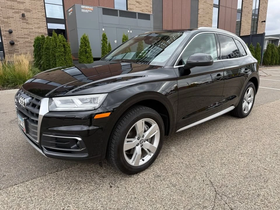 2019 Audi FY Q5 - Image 2 of 9