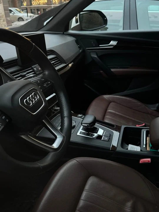 2019 Audi FY Q5 - Image 2 of 6