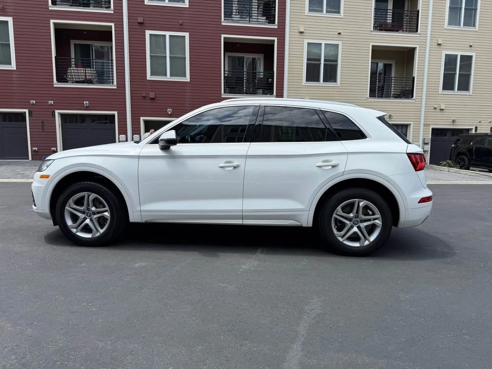 2019 Audi FY Q5 - Image 2 of 19