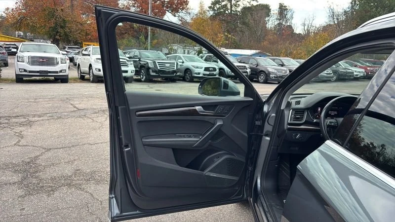 2019 Audi FY Q5 - Image 9 of 20