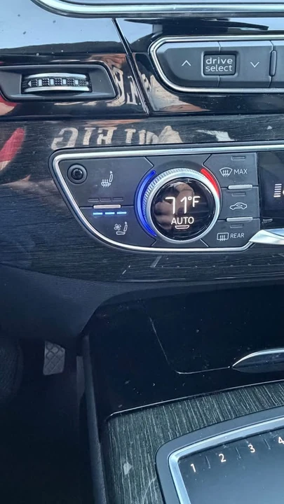 2019 Audi 4M Q7 - Image 9 of 19