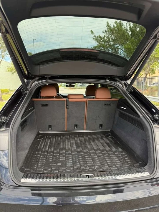 2019 Audi Q8 - Image 9 of 10