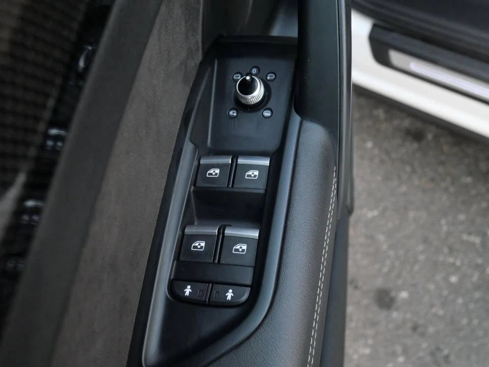 2019 Audi FY SQ5 - Image 11 of 17