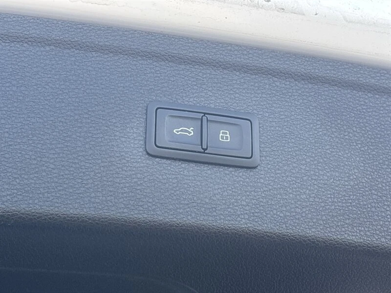 2019 Audi FY SQ5 - Image 16 of 20