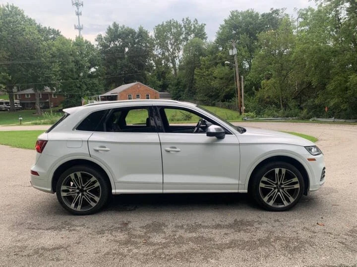2019 Audi FY SQ5 - Image 8 of 17