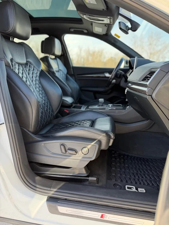 2019 Audi FY SQ5 - Image 17 of 19