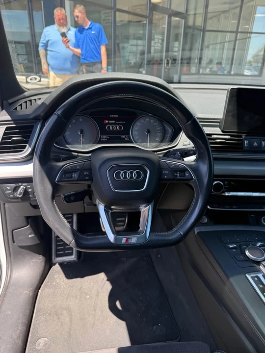 2019 Audi FY SQ5 - Image 5 of 12