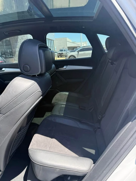 2019 Audi FY SQ5 - Image 9 of 12