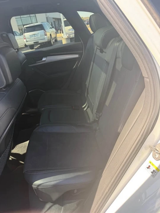 2019 Audi FY SQ5 - Image 10 of 17