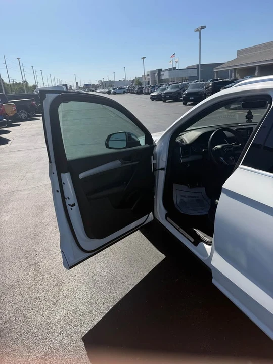 2019 Audi FY SQ5 - Image 11 of 17