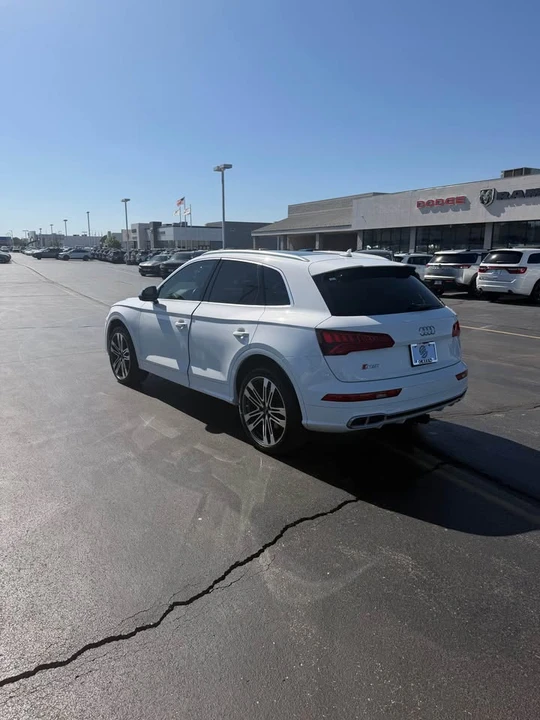 2019 Audi FY SQ5 - Image 9 of 17