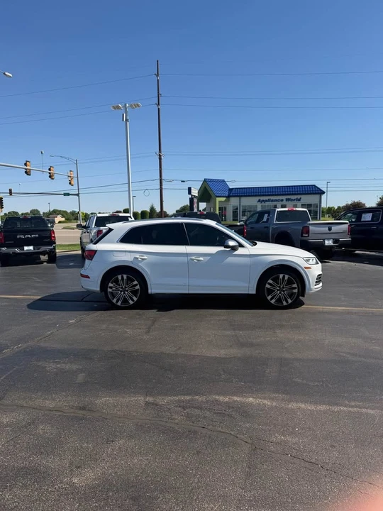 2019 Audi FY SQ5 - Image 4 of 17