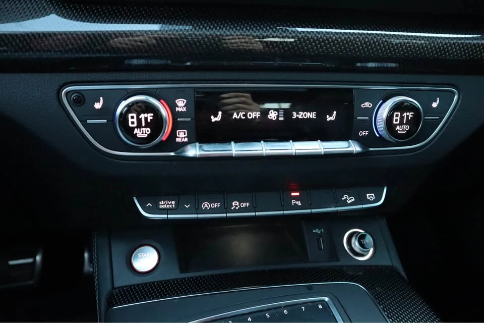 2019 Audi FY SQ5 - Image 15 of 19