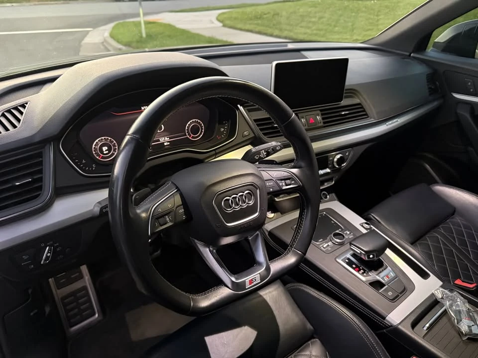 2019 Audi FY SQ5 - Image 10 of 17