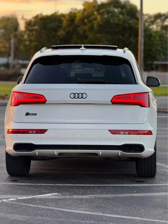 2019 Audi FY SQ5 - Image 6 of 19