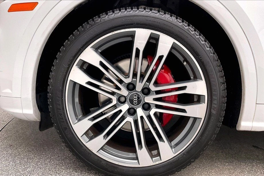 2019 Audi FY SQ5 - Image 17 of 18