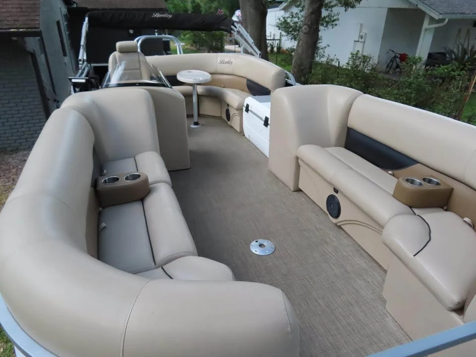 2019 Bentley - Image 4 of 20
