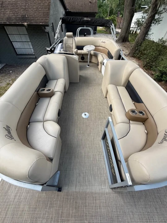2019 Bentley - Image 3 of 20