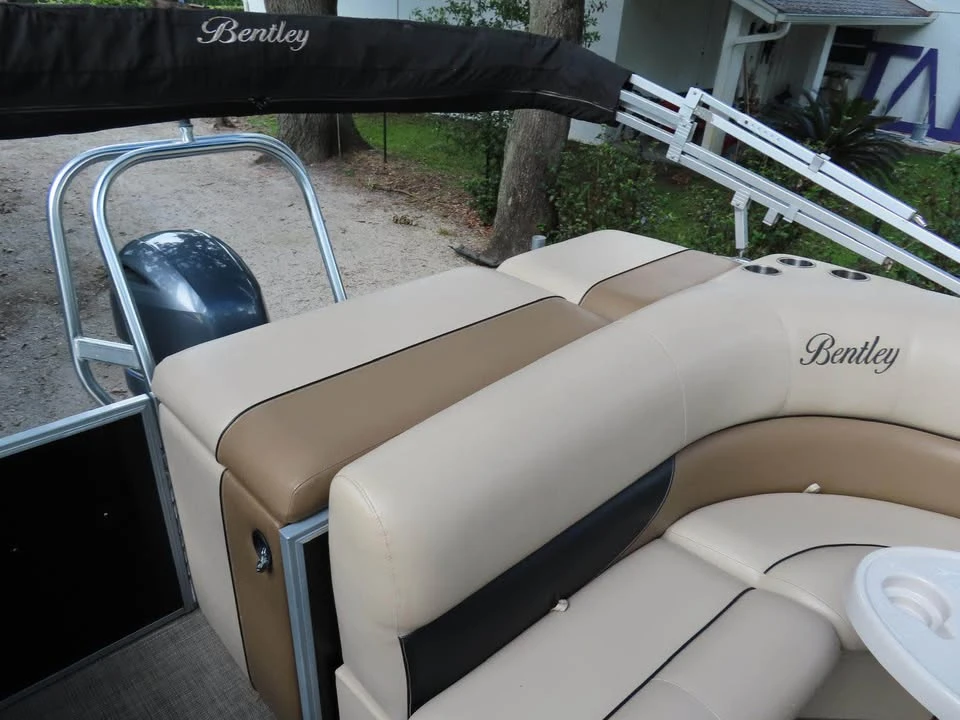 2019 Bentley - Image 8 of 20