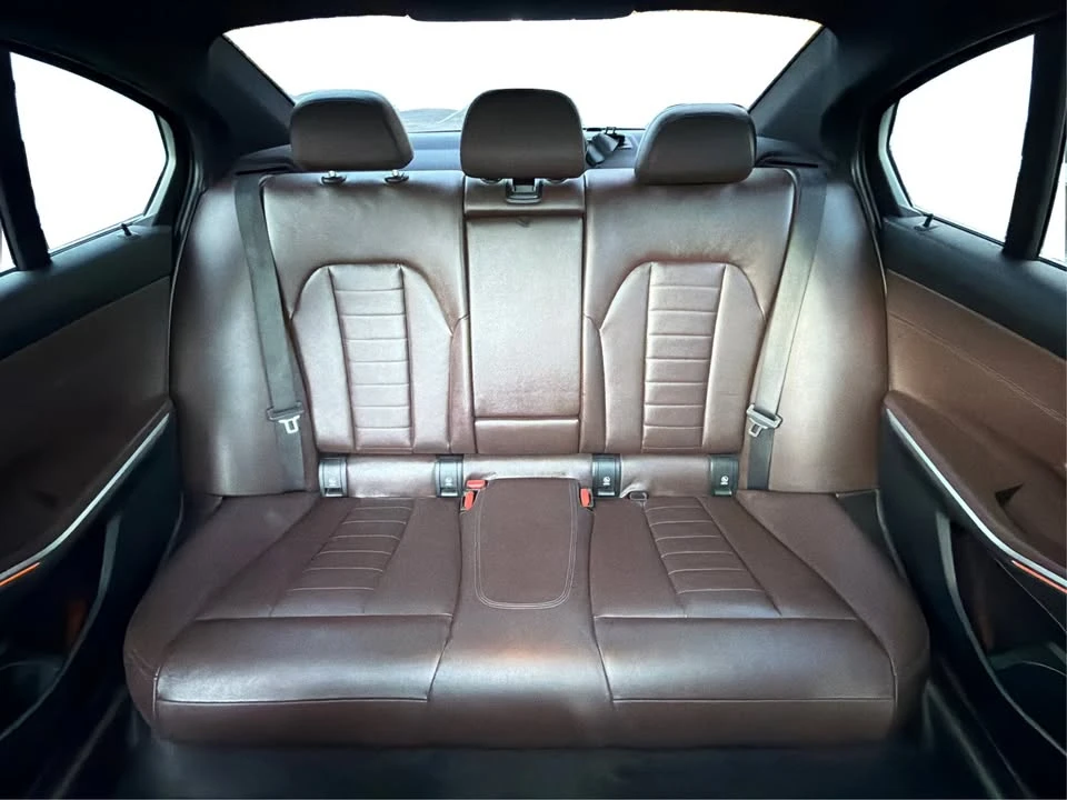 2019 BMW 3 Series - Image 17 of 20