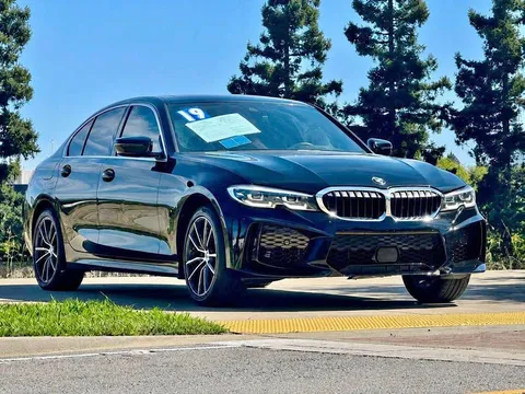 2019 BMW 3 Series 330i Sedan 4D