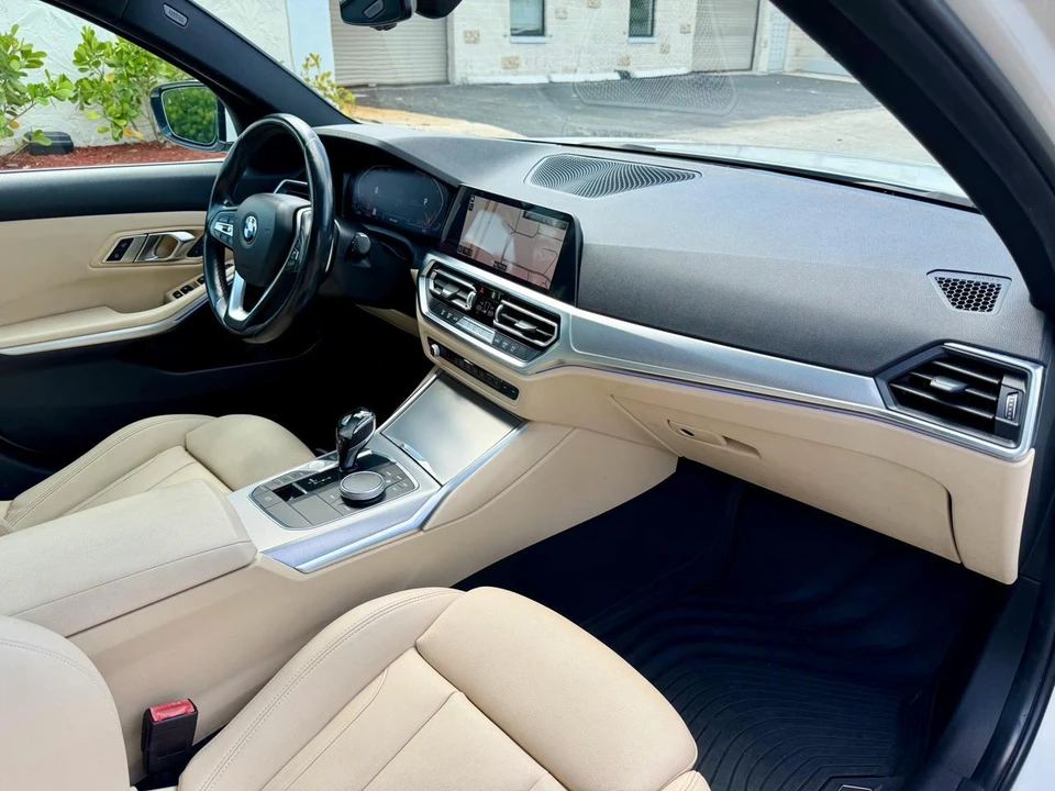 2019 BMW G20 3 Series Sedan - Image 17 of 31