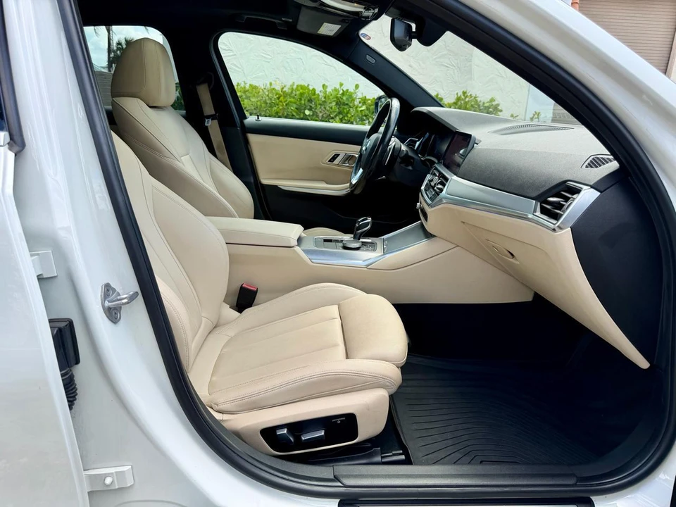 2019 BMW G20 3 Series Sedan - Image 16 of 31