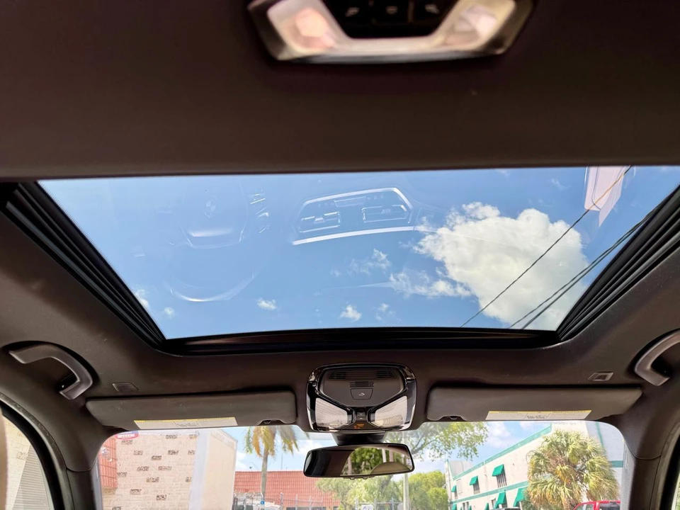 2019 BMW G20 3 Series Sedan - Image 15 of 31