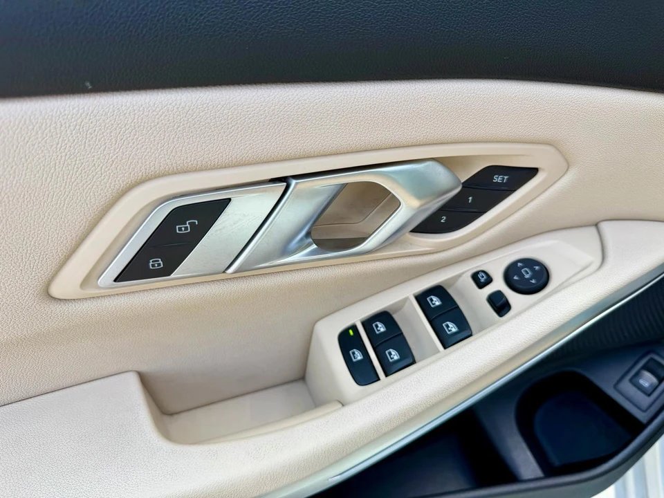2019 BMW G20 3 Series Sedan - Image 27 of 31