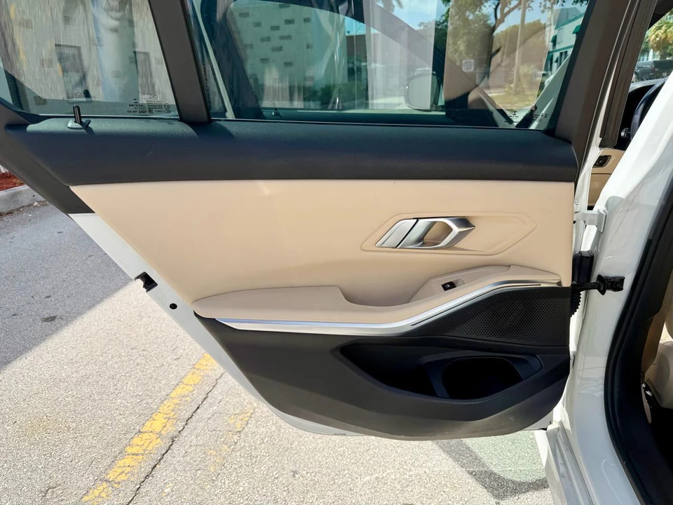 2019 BMW G20 3 Series Sedan - Image 29 of 31