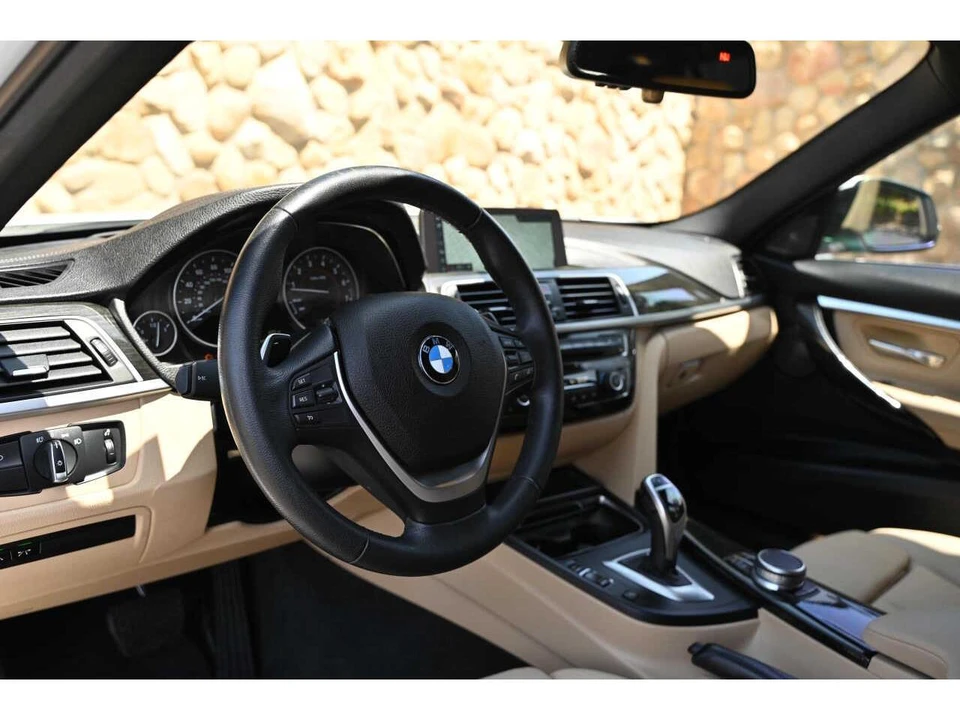 2019 BMW F30 3 Series Sedan - Image 12 of 20