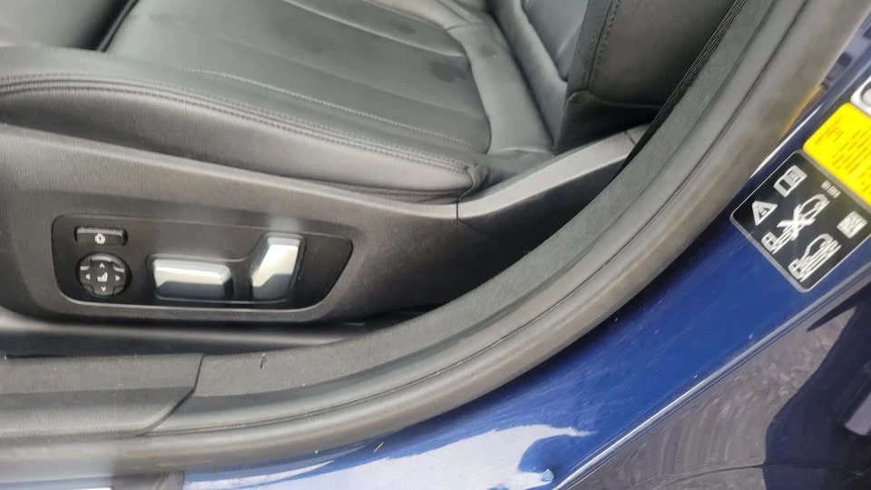 2019 BMW 3 Series - Image 19 of 20