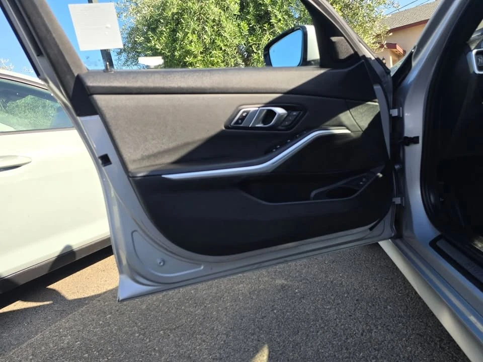2019 BMW 3 Series - Image 11 of 20