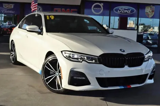 2019 BMW 330i Sedan
